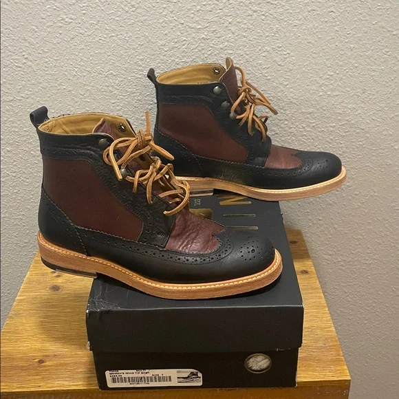 NIB Women’s Will Leather Wing Tip Boot, size 7 - Picture 3 of 9